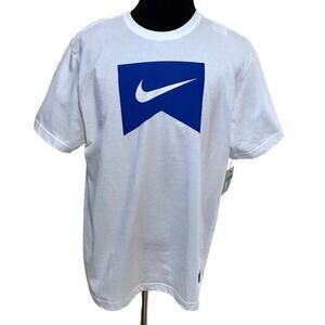 Nike NWT White Short Sleeves Shirt Men XL